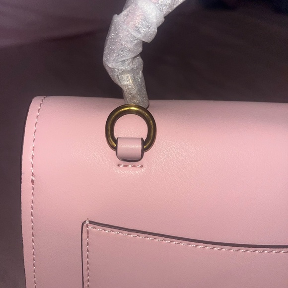 ( SOLD) Coach Parker Tea Rose twistlock bag - Picture 4 of 5